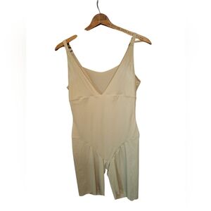 Maidenform Tan Shapewear Bodysuit Ladies Plus Size 3X Slimming Shape